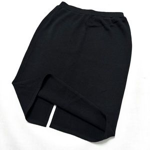 St. John Sz 2 knit midi skirt black 24” length